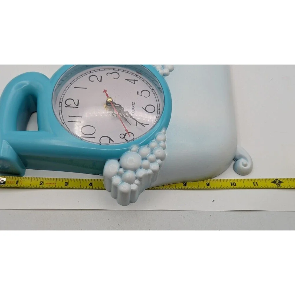 Wall Clock Bath Clock Blue Battery Operated VTG Style Works/ Keeps Time